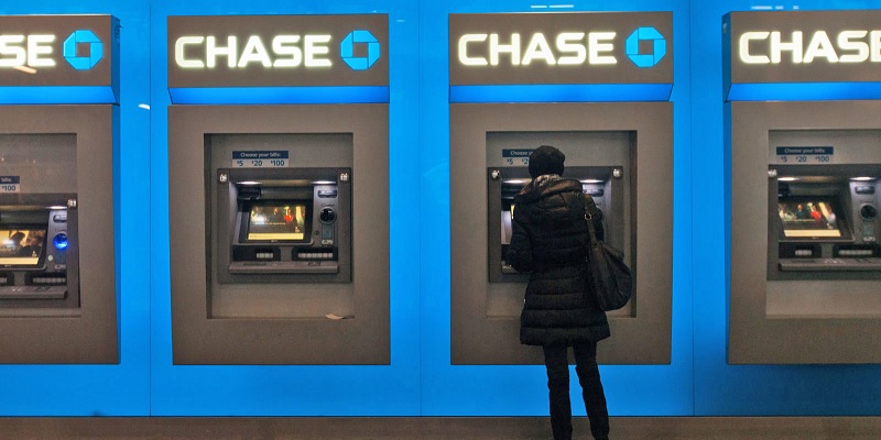 Best Banks to Avoid ATM Fees